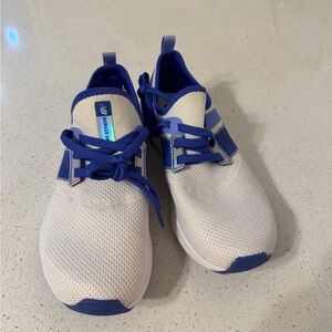 New Balance Cream and Blue Sneakers